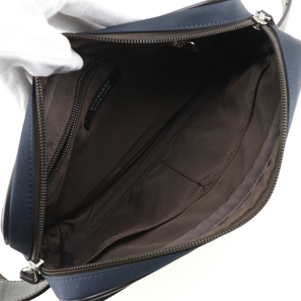 BURBERRY BLACK LABEL Waist bag Nylon Navy mens Used Authentic