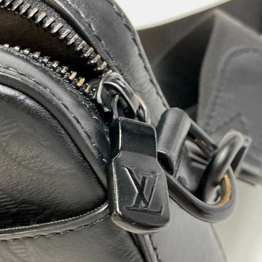 LOUIS VUITTON Sling bag M69827 Monogram shadow leather black Monogram shadow Duo messenger mens Used Authentic