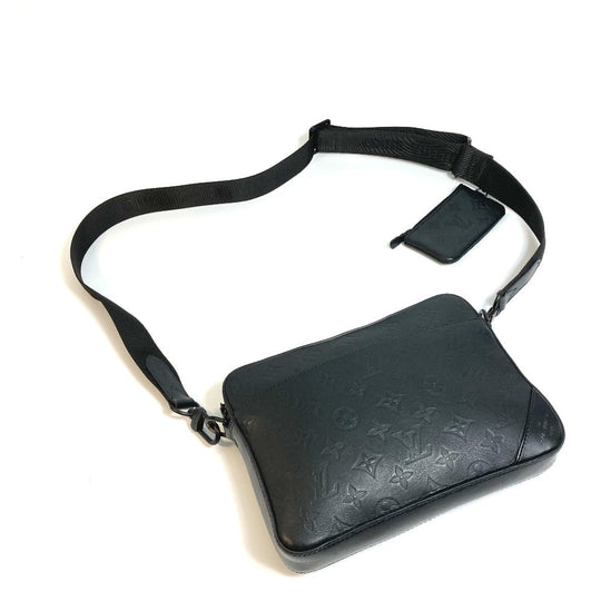 LOUIS VUITTON Sling bag M69827 Monogram shadow leather black Monogram shadow Duo messenger mens Used Authentic
