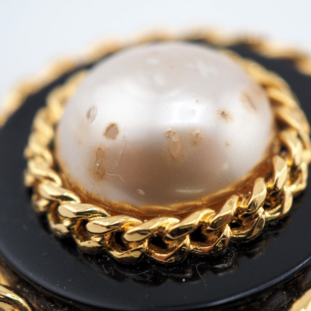 CHANEL Earring Gold Plated gold 26 Fake pearl Women Used Authentic