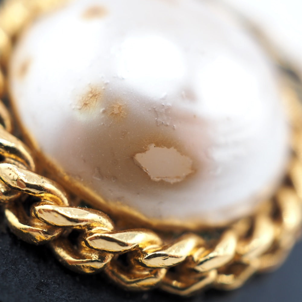 CHANEL Earring Gold Plated gold 26 Fake pearl Women Used Authentic
