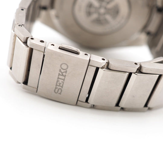 SEIKO Watches Solar Powered Radio Watch 8X53-0AV0 7N0227 Ceramic, Titanium Silver GPSSolar Powered Astron black dial mens Used Authentic