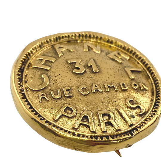 CHANEL Brooch Gold Plated gold 31 RUE CAMBON 1135 Women Used Authentic