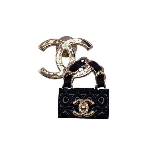 CHANEL Brooch Gold Plated black B23C Matrasse Turnlock COCO Mark Women Used Authentic