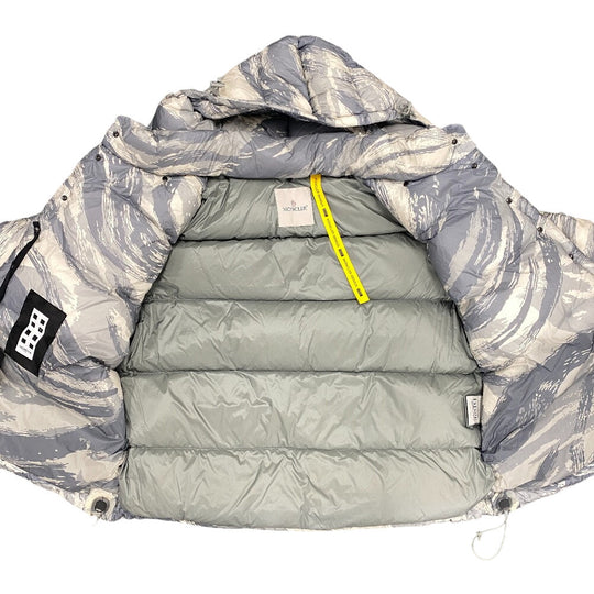 MONCLER Down jacket Nylon gray Moncler Genius x Hike 22 00 GALENSTOCKIS PRINT mens TG00 Used Authentic