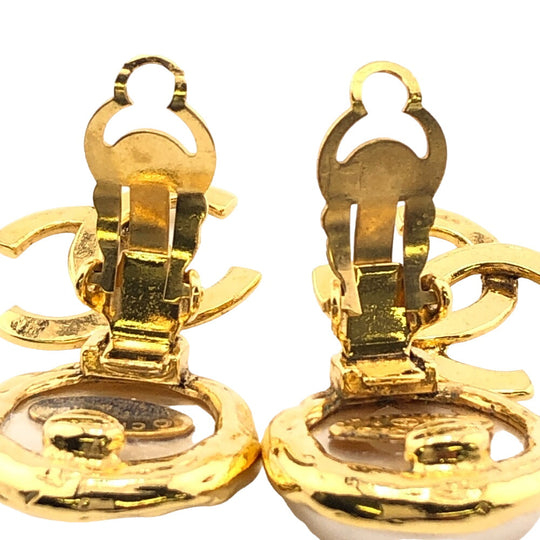 CHANEL Earring Gold Plated gold 94P Fake pearl COCO Mark Women Used Authentic