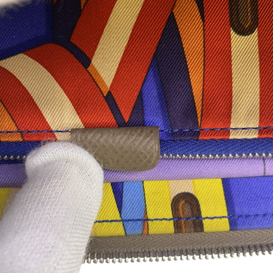 HERMES Long Wallet Purse leather beige Zip Around voepso Azap long silk in Women(Unisex) Used Authentic