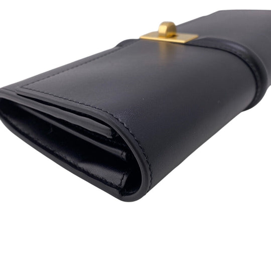 CELINE Long Wallet Purse leather black Turn lock 16 saises Women Used Authentic