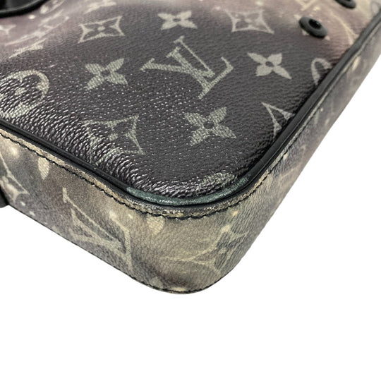 LOUIS VUITTON Messenger bag M44165 Monogram, PVC gray Monogram Galaxy Alpha messenger mens Used Authentic