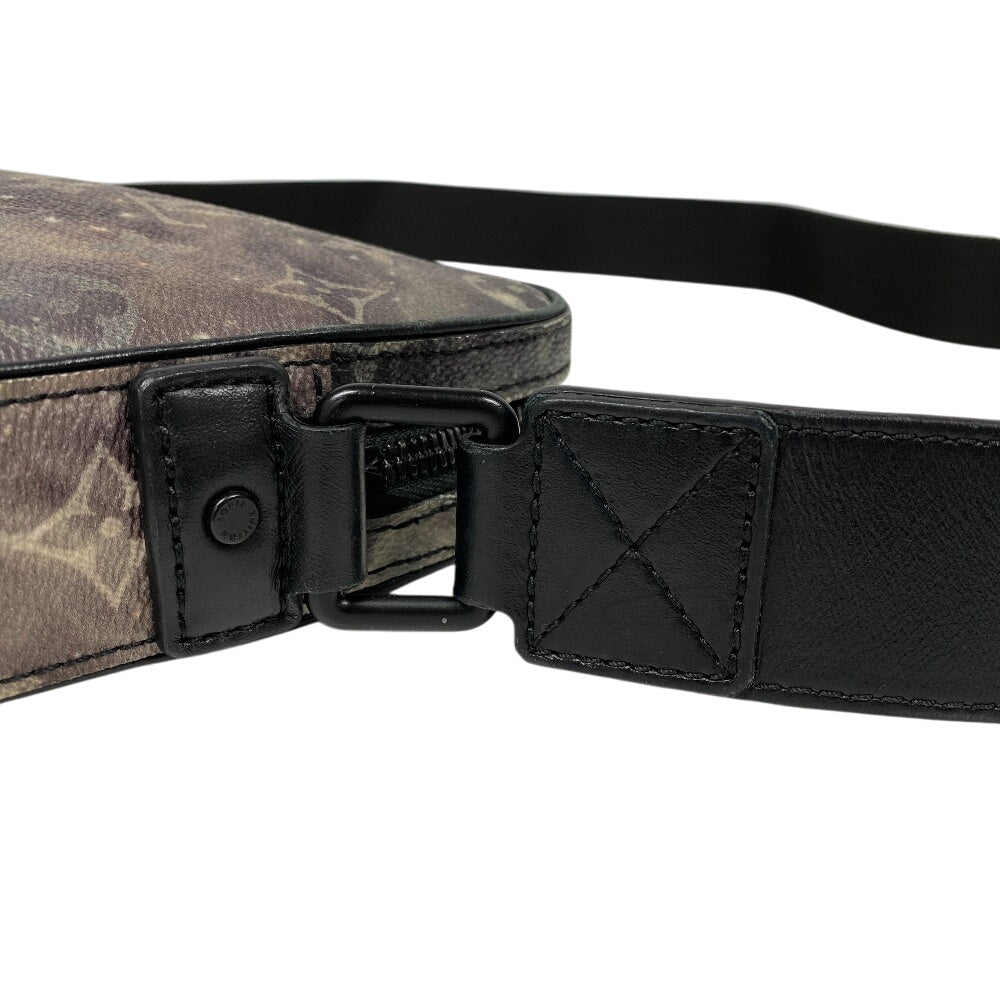 LOUIS VUITTON Messenger bag M44165 Monogram, PVC gray Monogram Galaxy Alpha messenger mens Used Authentic