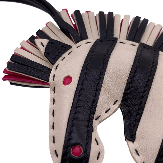 HERMES charm leather black Gee Gee Savannah Women Used Authentic
