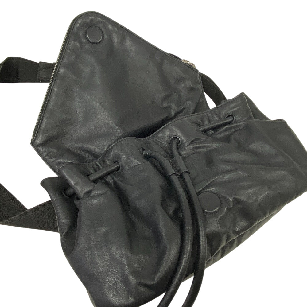 BOTTEGAVENETA Sling bag leather black Cross body Beak mens Used Authentic