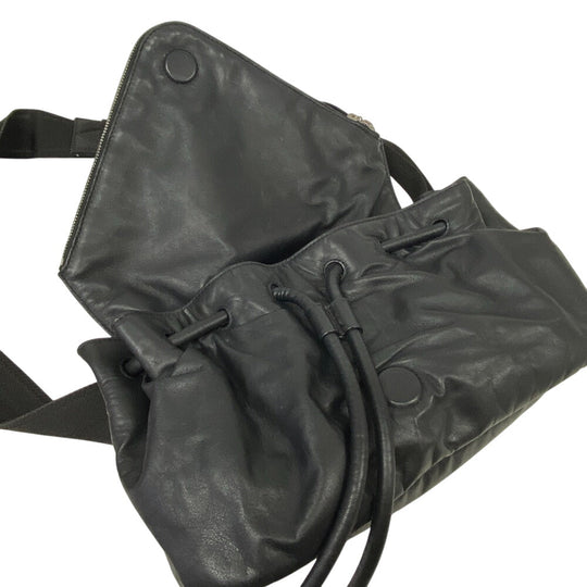 BOTTEGAVENETA Sling bag leather black Cross body Beak mens Used Authentic