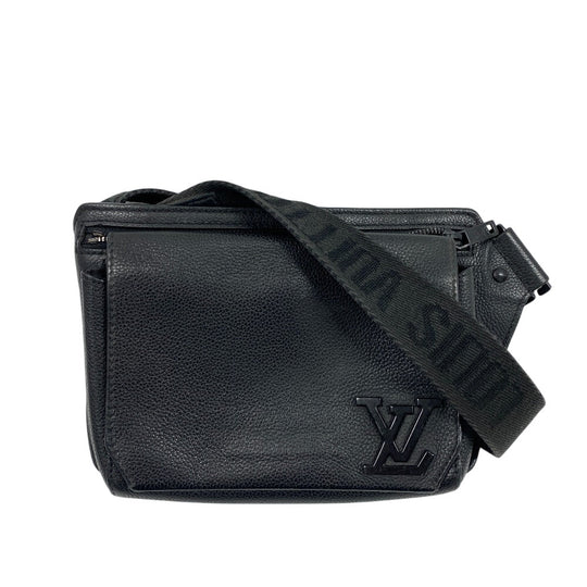 LOUIS VUITTON Sling bag M57081 Grain leather black LV Aerogram takeoff sling mens Used Authentic