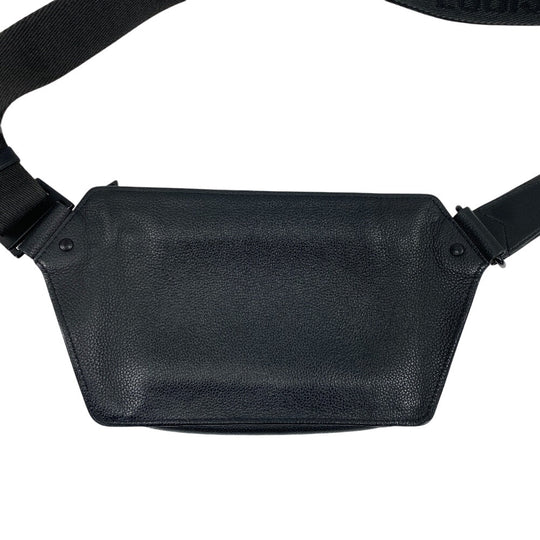 LOUIS VUITTON Sling bag M57081 Grain leather black LV Aerogram takeoff sling mens Used Authentic