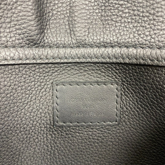 LOUIS VUITTON Sling bag M57081 Grain leather black LV Aerogram takeoff sling mens Used Authentic