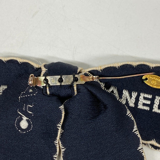 CHANEL Brooch silk Navy Fabric Ribbon Women Used Authentic