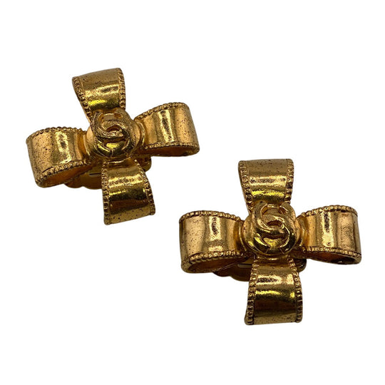 CHANEL Earring Gold Plated gold 97A COCO Mark Ribbon Women Used Authentic