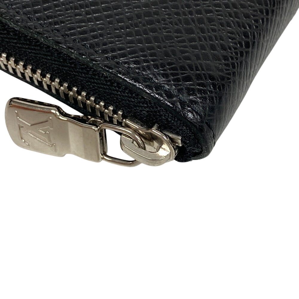 LOUIS VUITTON Coin case M32832 leather black Zip Around Taiga Zip around purse mens Used Authentic