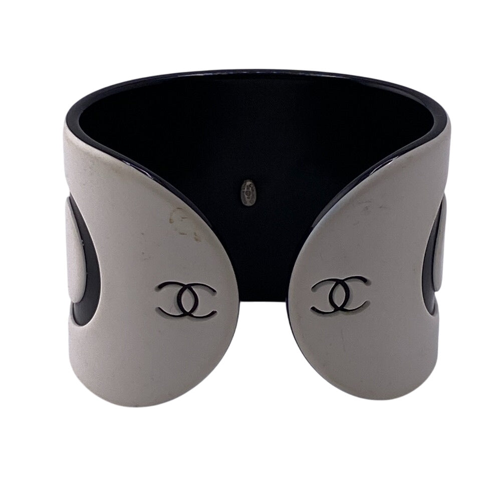 CHANEL Bangle plastic white COCO 02P Women Used Authentic