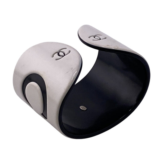CHANEL Bangle plastic white COCO 02P Women Used Authentic