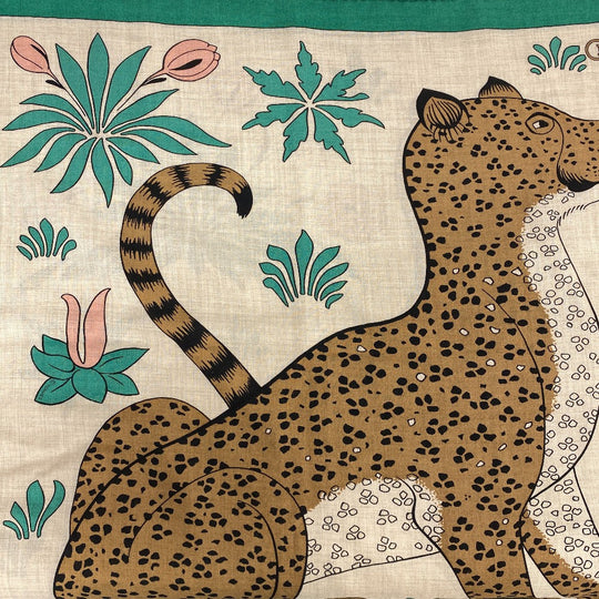 HERMES Stall Cashmere Pashmina , Silk Multi Carre Geant LES LEOPARDS Leopard Women Used Authentic