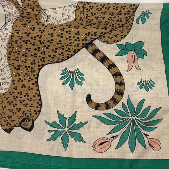 HERMES Stall Cashmere Pashmina , Silk Multi Carre Geant LES LEOPARDS Leopard Women Used Authentic