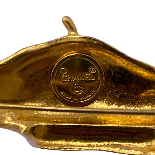 CHANEL Brooch Gold Plated gold Beret Ribbon Women Used Authentic
