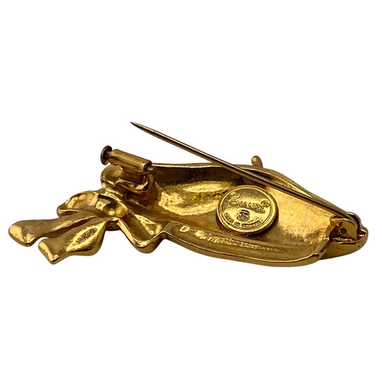 CHANEL Brooch Gold Plated gold Beret Ribbon Women Used Authentic