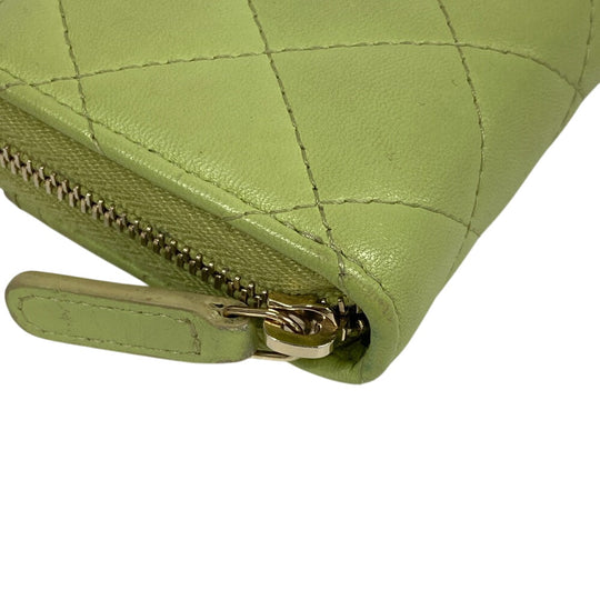 CHANEL Coin case lambskin green Matrasse Round zip Women Used Authentic