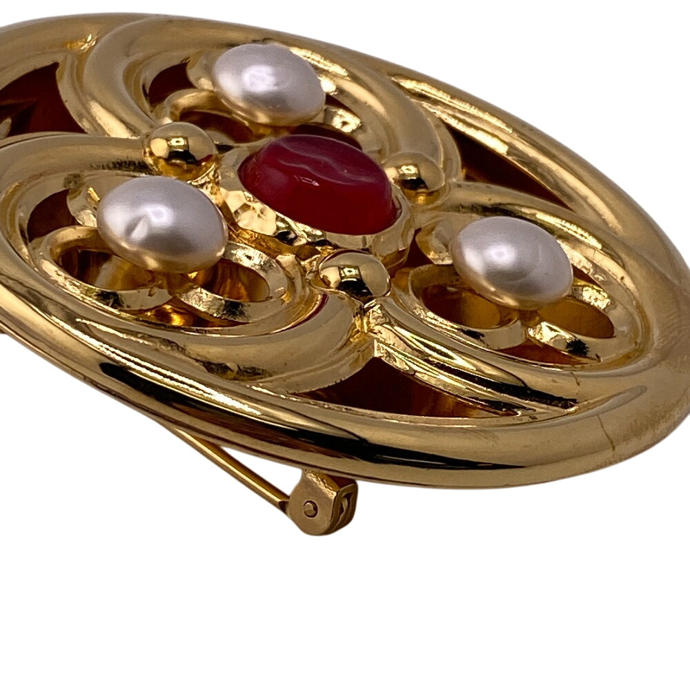 CHANEL Brooch Gold Plated, Faux Pearl gold Brooch Women Used Authentic