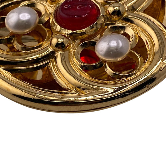 CHANEL Brooch Gold Plated, Faux Pearl gold Brooch Women Used Authentic