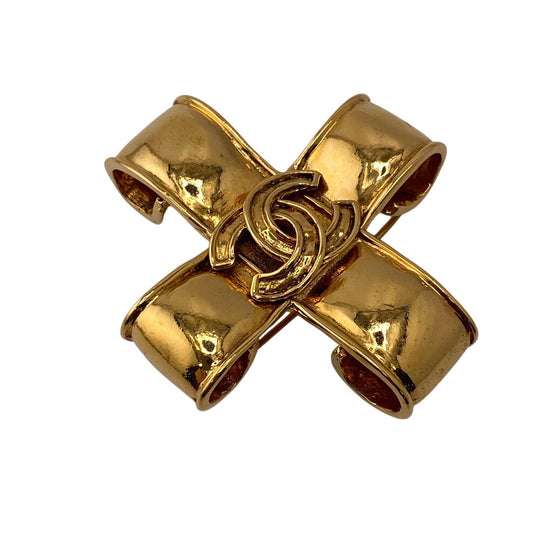 CHANEL Brooch Gold Plated gold COCO Mark Women Used Authentic