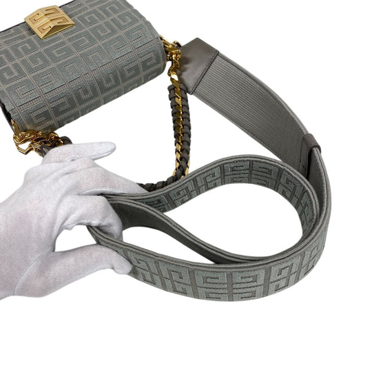 GIVENCHY Shoulder Bag Calfskin, Cotton gray 4G Small Women Used Authentic