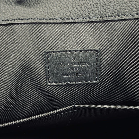 LOUIS VUITTON Tote Bag M57308 leather Noir LV logo aerogram take off tote mens Used Authentic