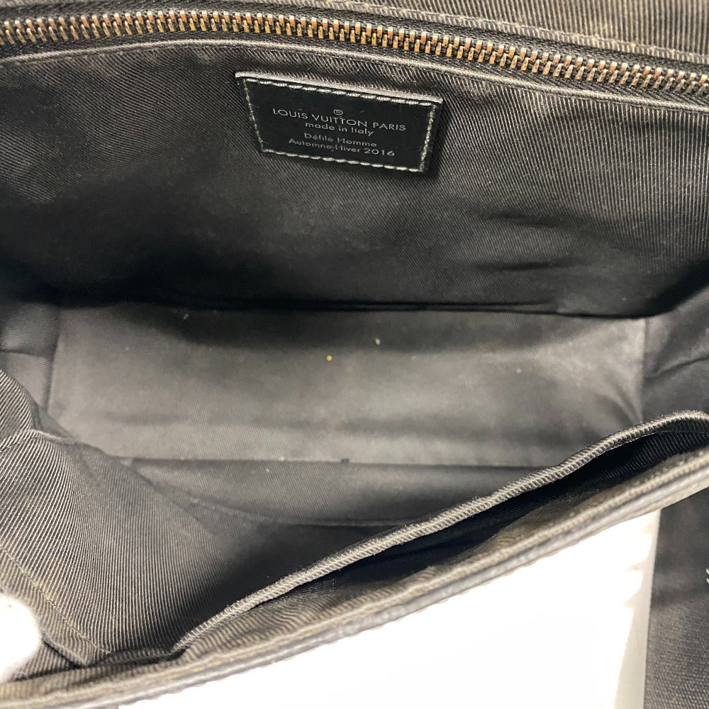 LOUIS VUITTON Shoulder Bag M40511 leather black Monogram Eclipse Messenger voyage PM mens Used Authentic