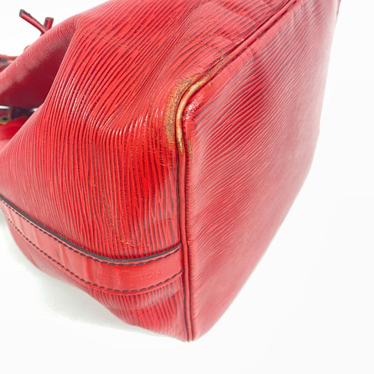 LOUIS VUITTON Shoulder Bag M44107 Epi Leather Red Epi Petit Noe Women Used Authentic