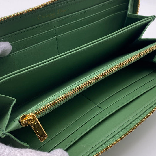 Dior Long Wallet Purse 33-MA-0242 leather green dior caro Round zip wallet Women Used Authentic
