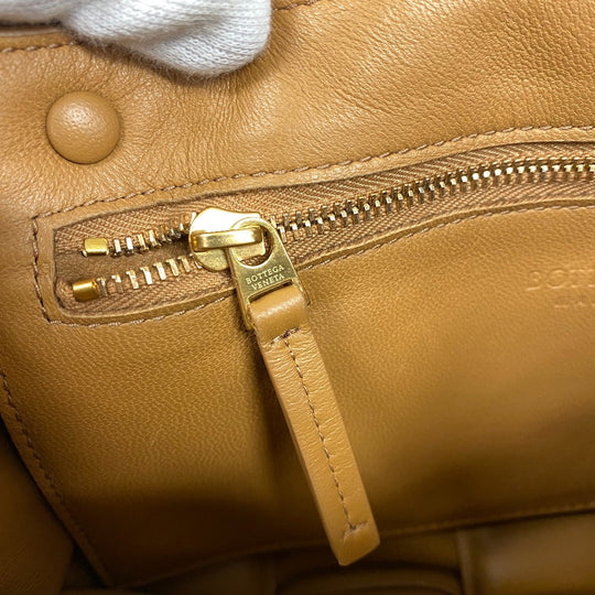 BOTTEGAVENETA Shoulder Bag leather caramel cassette maxi INTRECCIATO padded cassette Women Used Authentic
