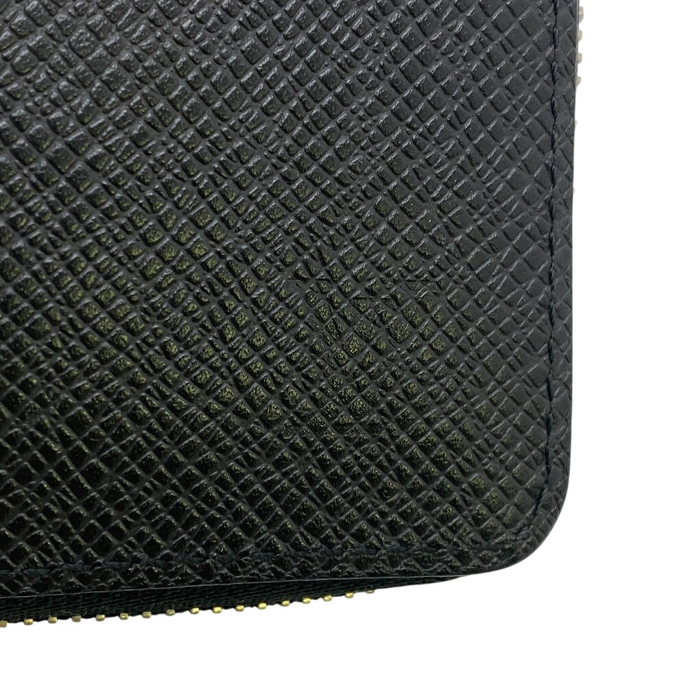 LOUIS VUITTON Coin case M30511 Noir Taiga Zip around purse mens Used Authentic