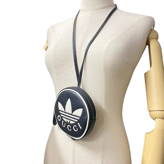GUCCI Coin case 721903 leather black Adidas Collaboration Card Case Trefoil Leather Shoulder Pouch Women(Unisex) Used Authentic