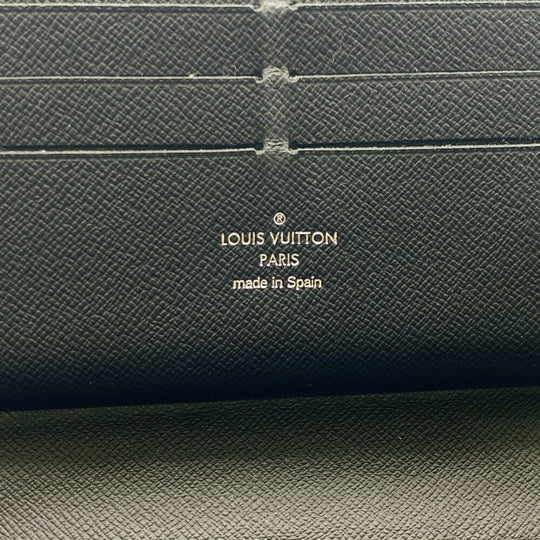 LOUIS VUITTON Long Wallet Purse M30056 leather black Taiga Zippy Organizer mens(Unisex) Used Authentic