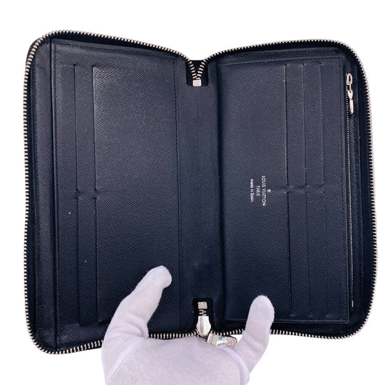 LOUIS VUITTON Long Wallet Purse M30056 leather black Taiga Zippy Organizer mens(Unisex) Used Authentic