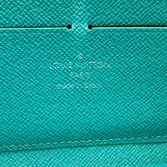 LOUIS VUITTON Long Wallet Purse M60955 leather turquoise blue 1 Epi Zippy wallet Women(Unisex) Used Authentic
