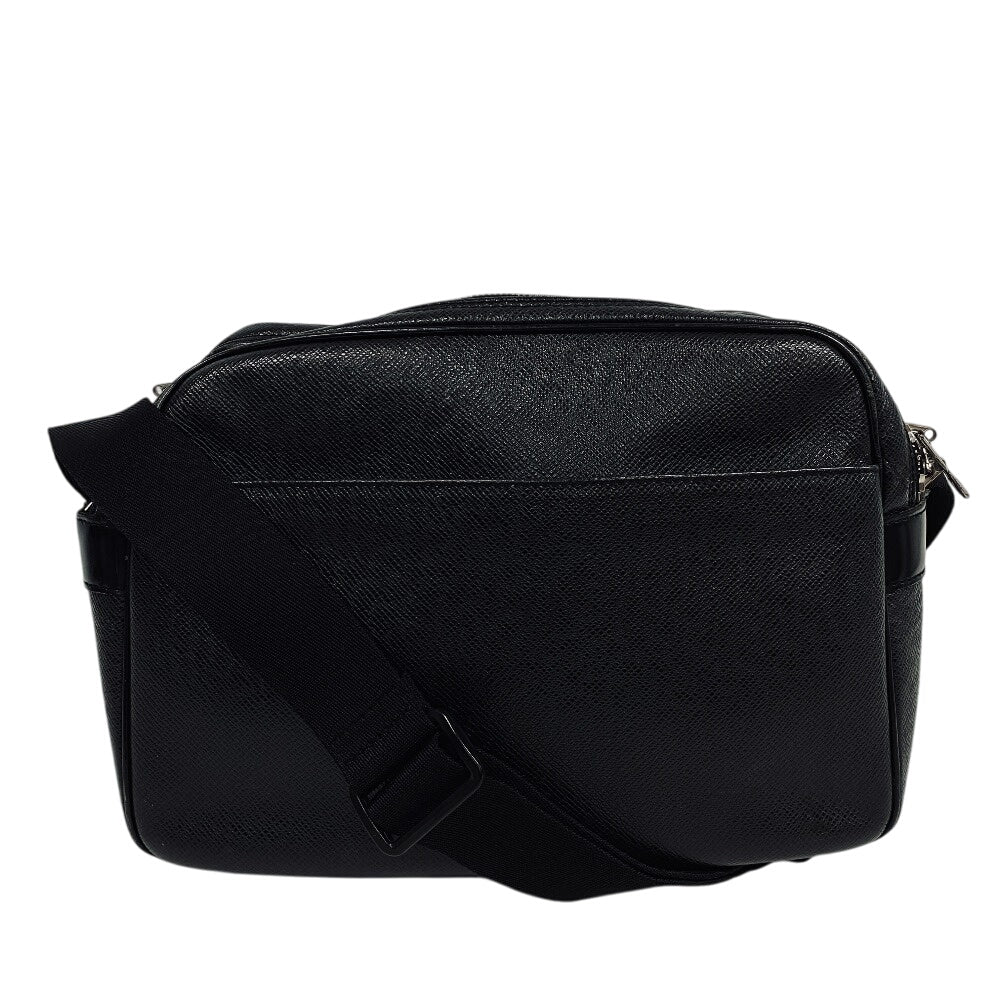 LOUIS VUITTON Shoulder Bag M30152 leather black Taiga reporter mens Used Authentic