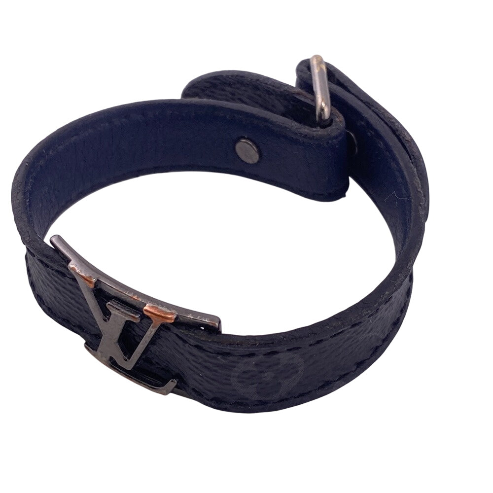 LOUIS VUITTON bracelet M6782 black Monogram Eclipse LV cut out bracelet Women(Unisex) 18 Used Authentic