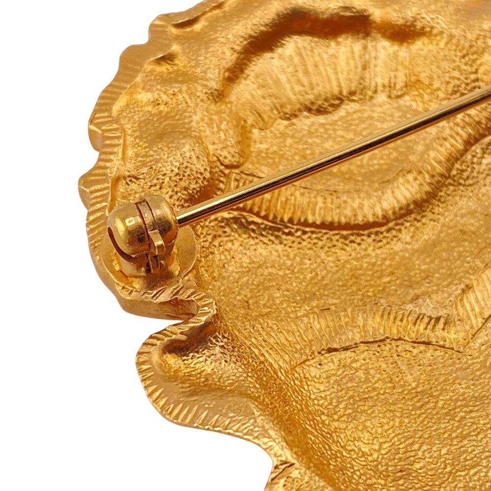CHANEL Brooch Gold Plated gold 1 COCO Mark logo Scarab motif Women(Unisex) Used Authentic