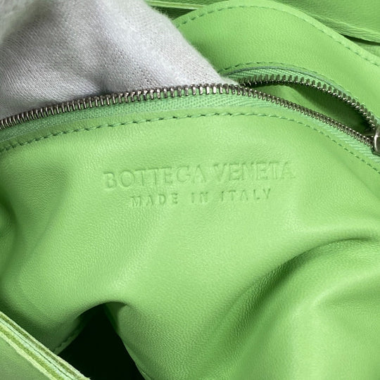 BOTTEGAVENETA Shoulder Bag lambskin Light green Magnetic closure cross sling bag INTRECCIATO cassette Women Used Authentic