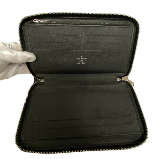 LOUIS VUITTON Long Wallet Purse M62643 leather black Epi Zippy Organizer NM