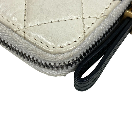 CHANEL Coin case leather white Zip Around Gabriel doe Women Used Authentic